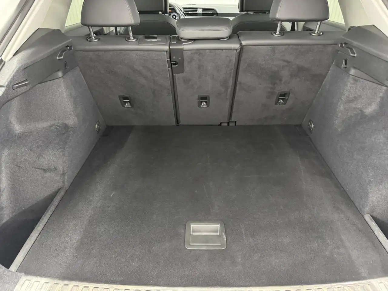 Audi Q3 - Image 22