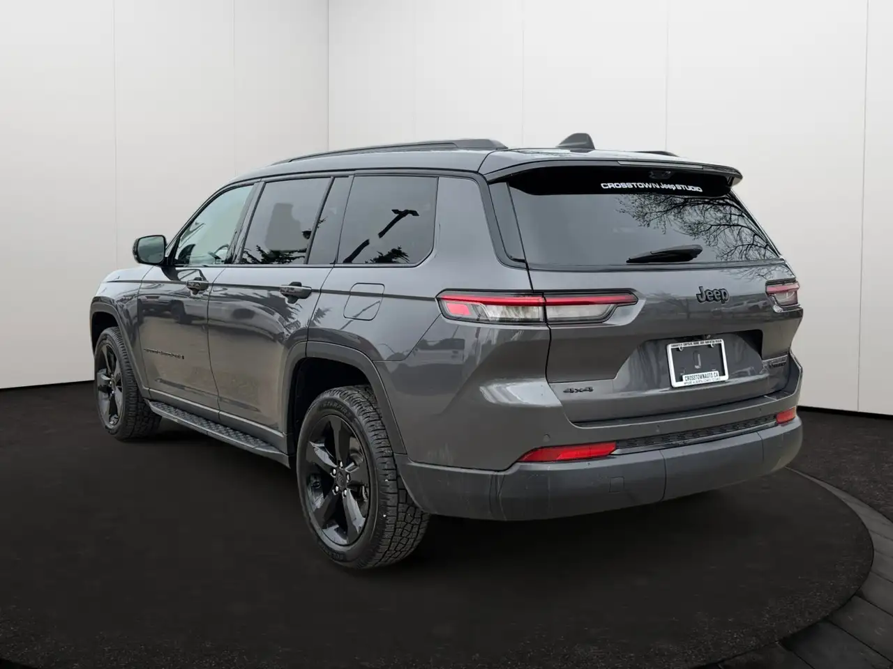 Jeep Grand Cherokee - Image 3