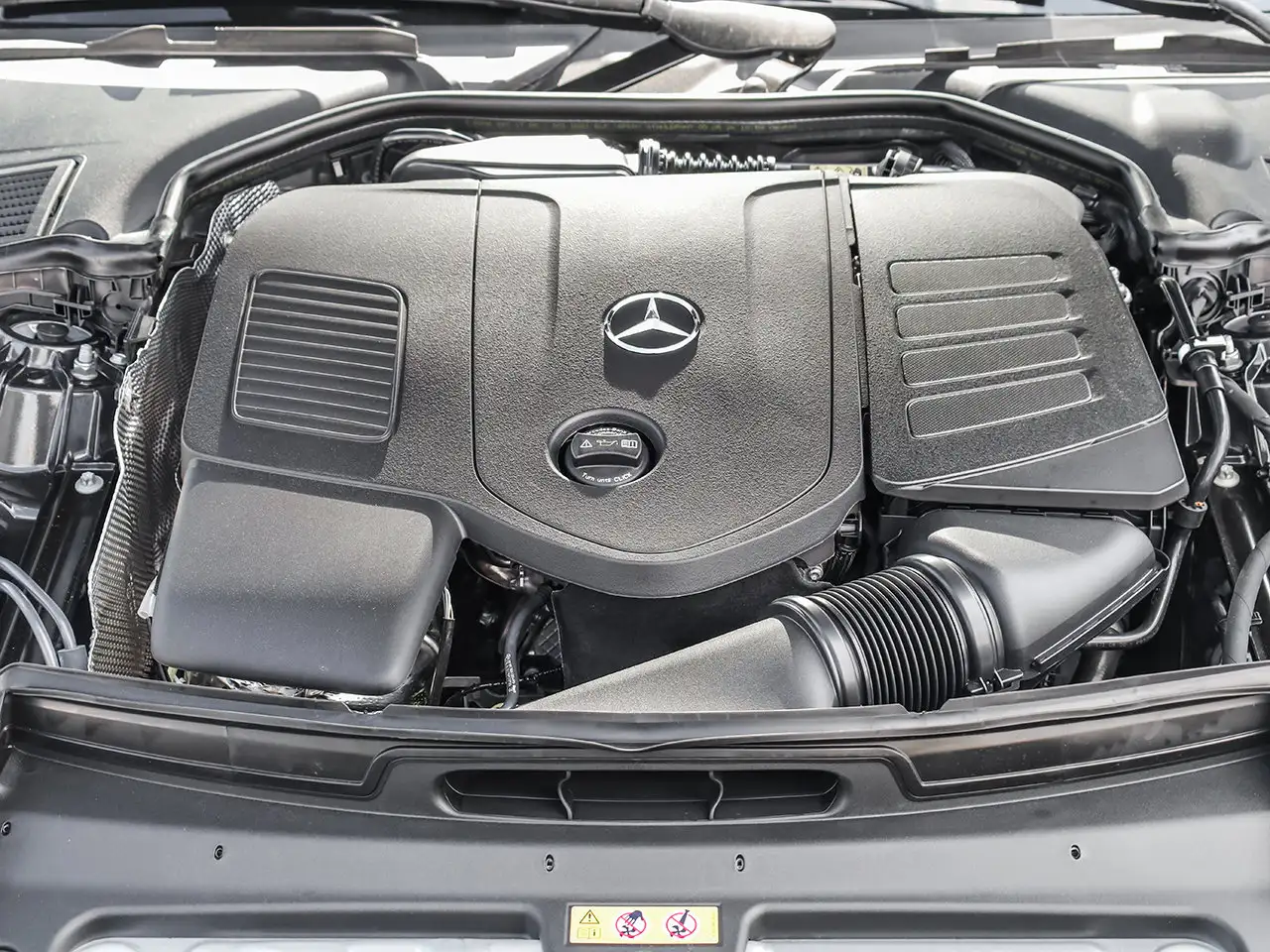 Mercedes-Benz C-Class - Image 4