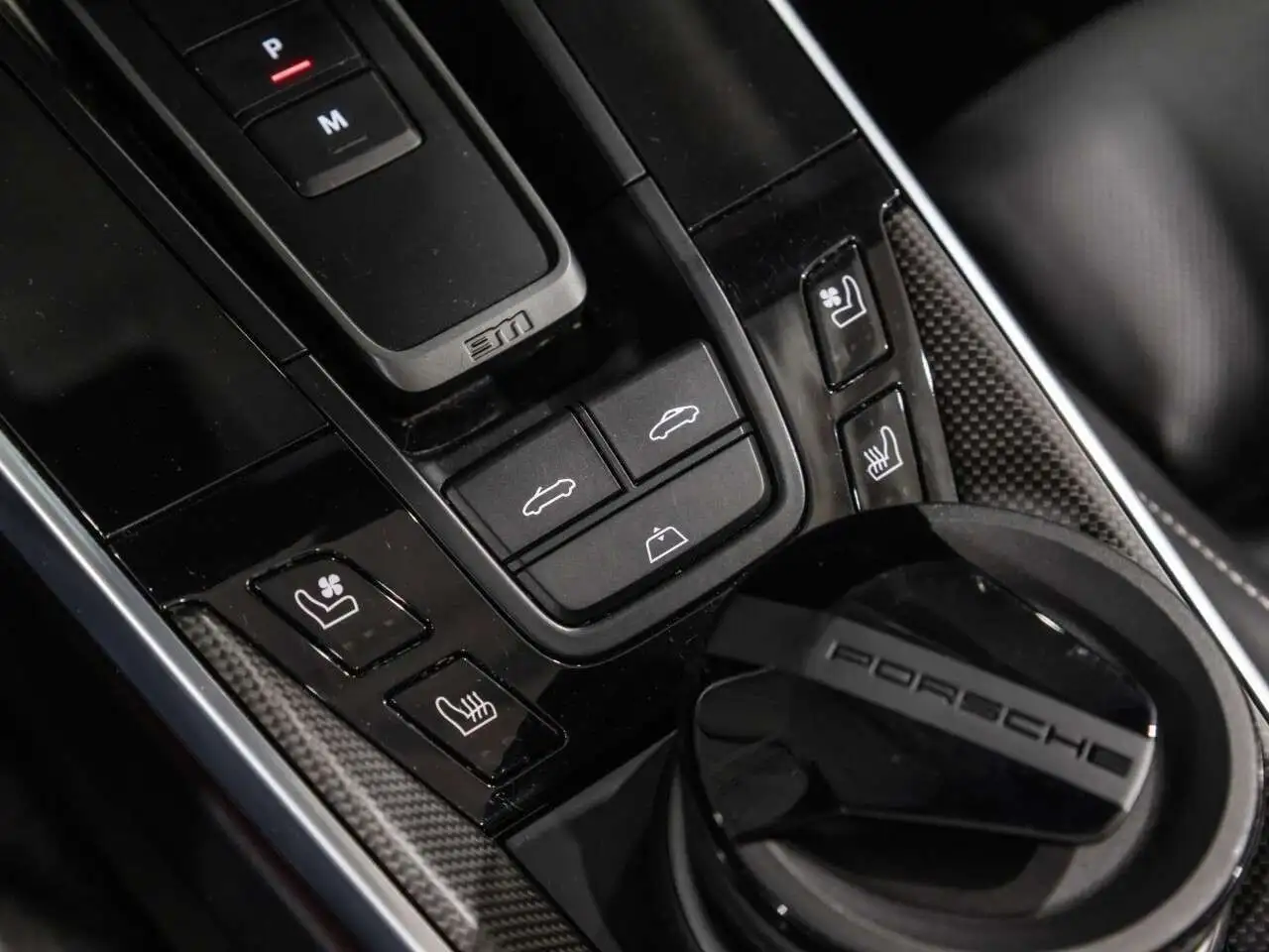 Porsche 911 - Image 23