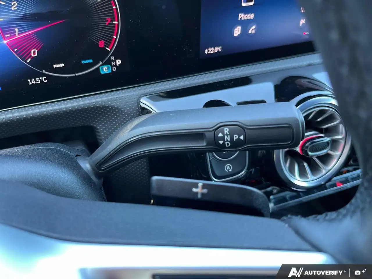 Mercedes-Benz CLA - Image 18