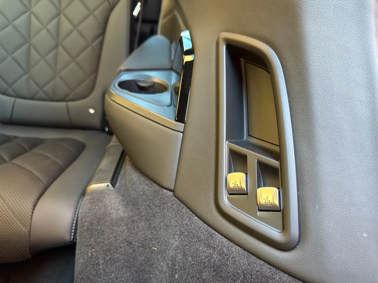 BMW X7 - Image 33