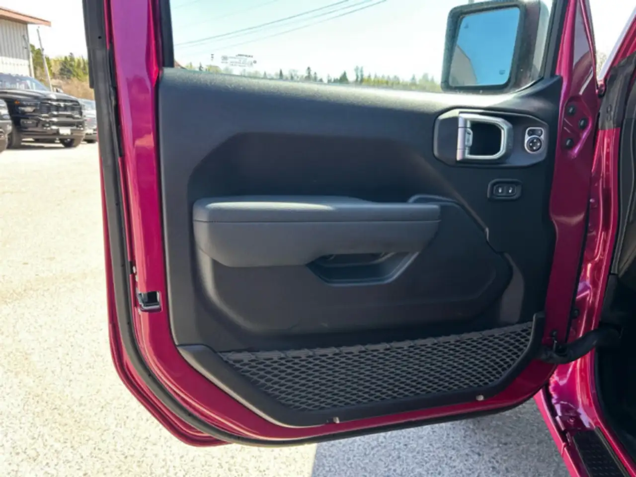 Jeep Wrangler - Image 6