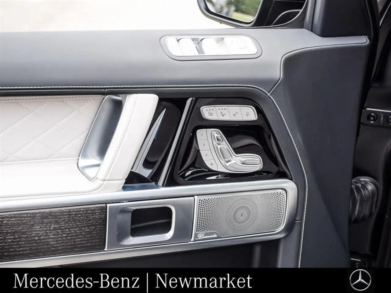 Mercedes-Benz G-Class - Image 11
