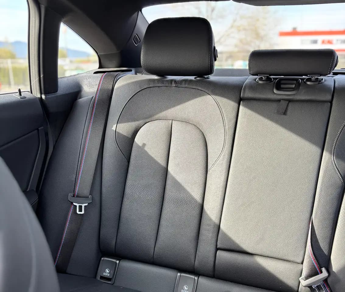 BMW 2 Series - Image 7