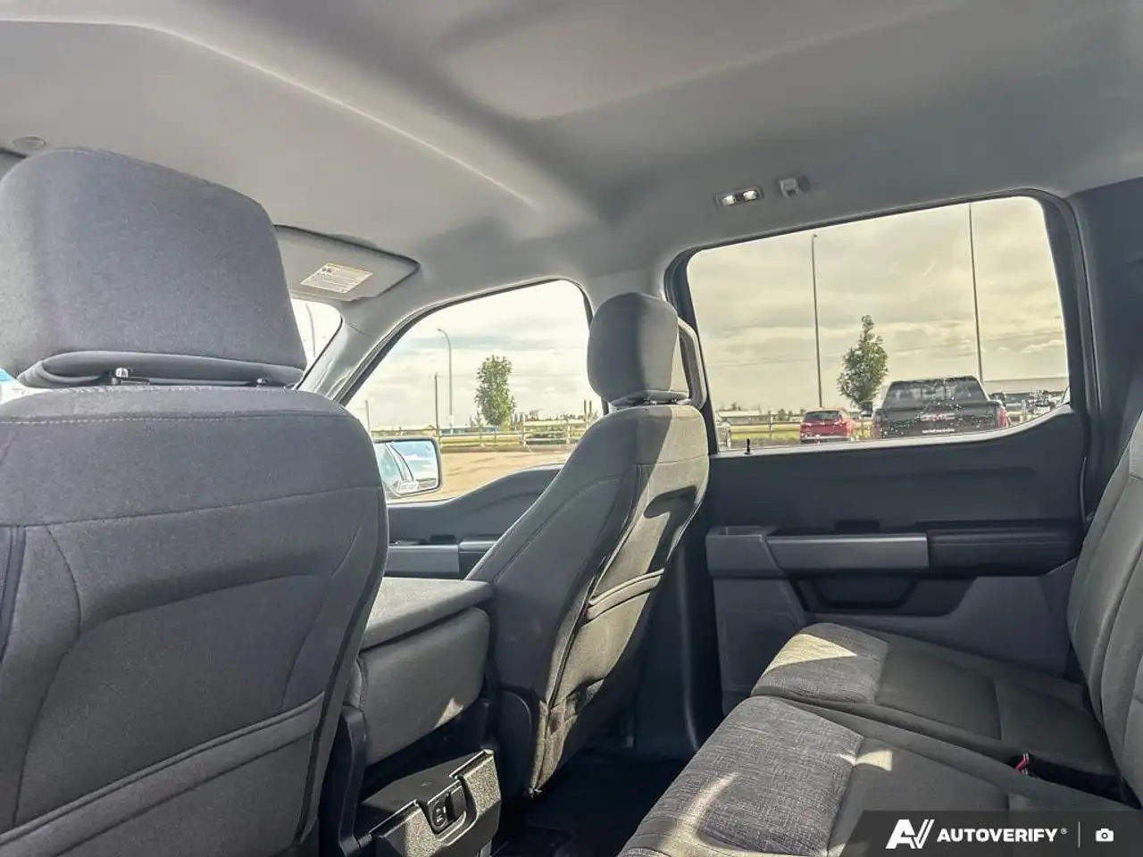 Ford F-150 - Image 18