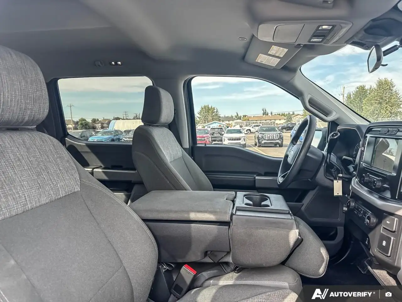 Ford F-150 - Image 17