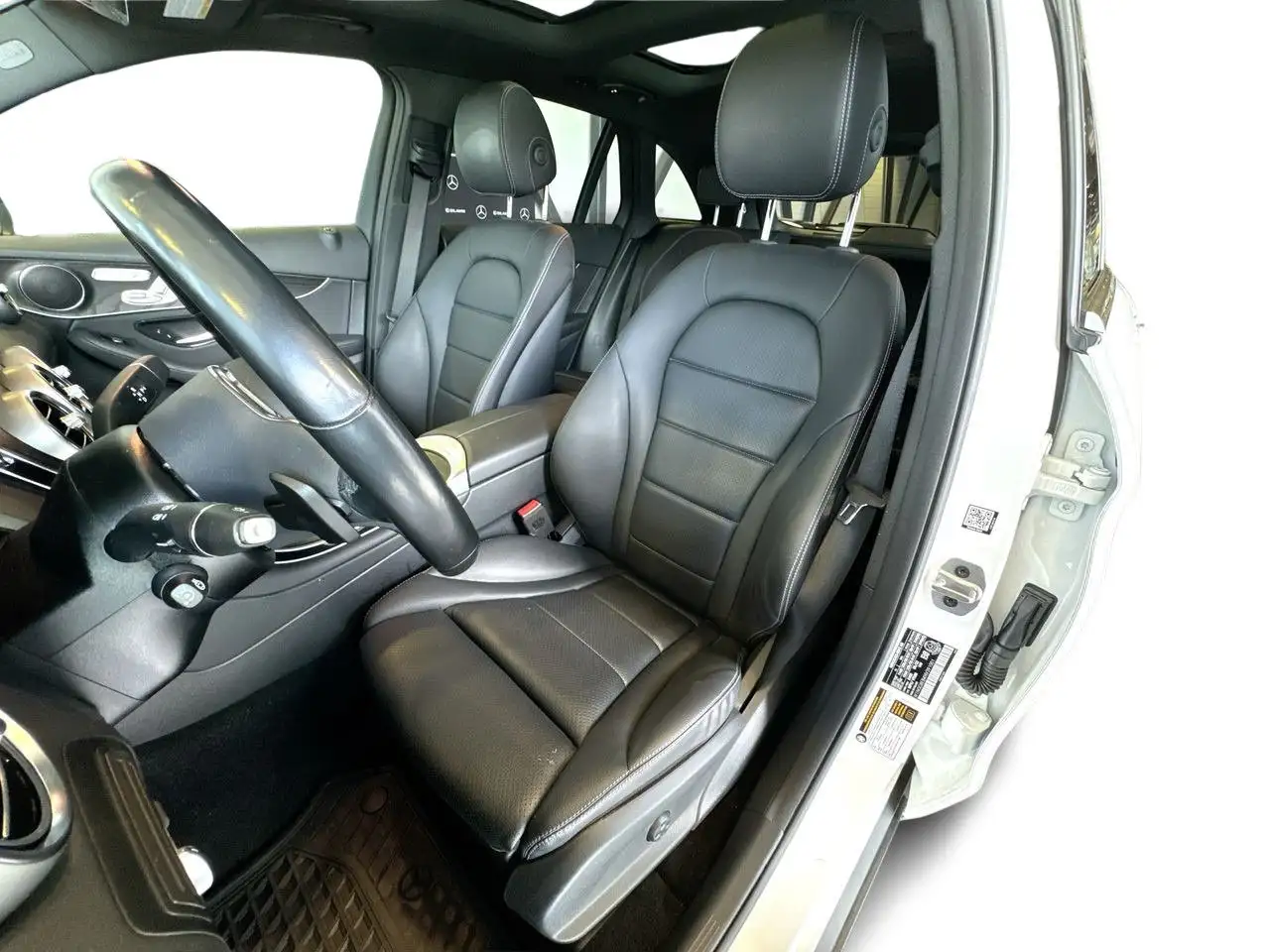 Mercedes-Benz GLC - Image 15