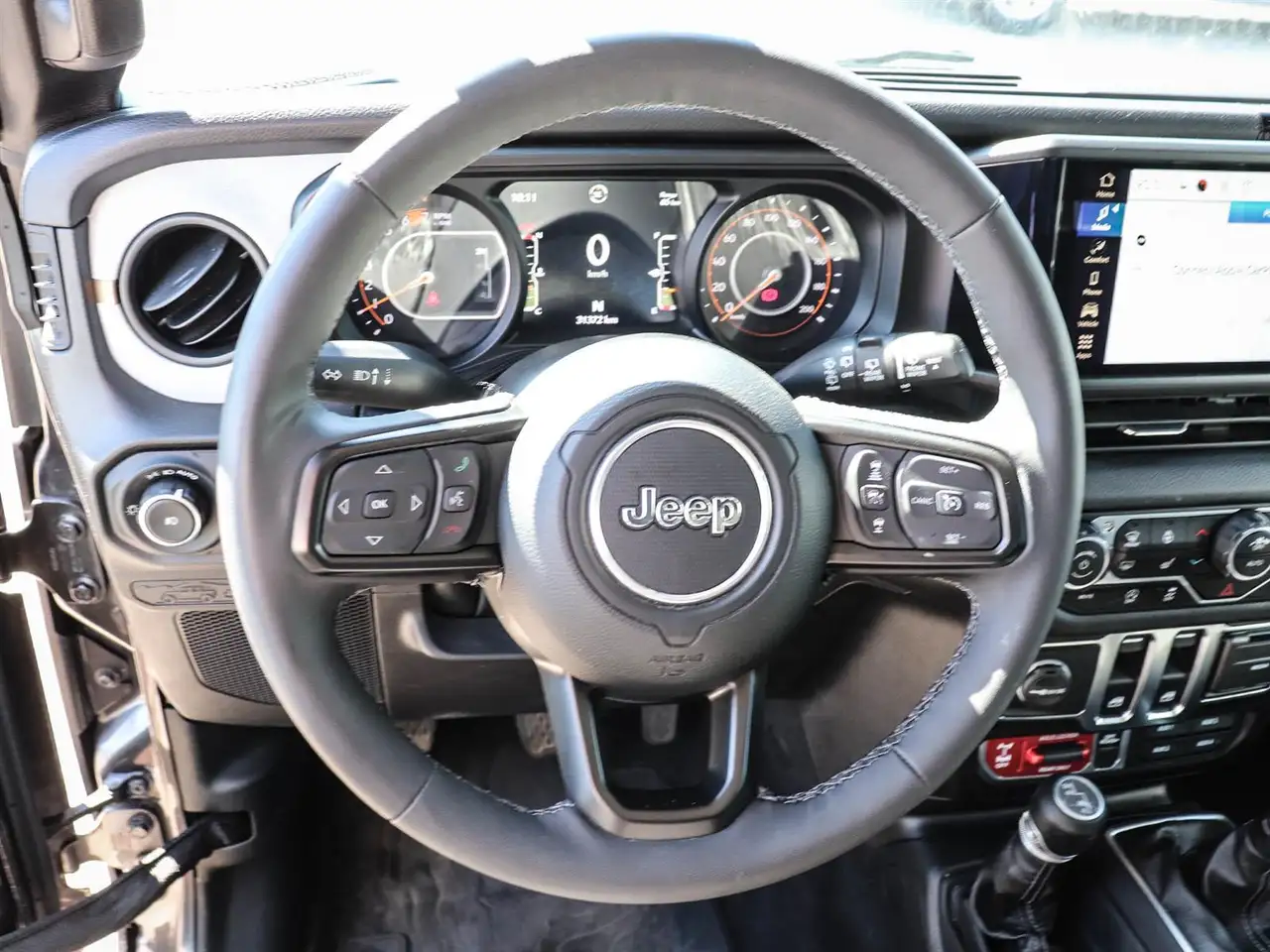 Jeep Wrangler - Image 11