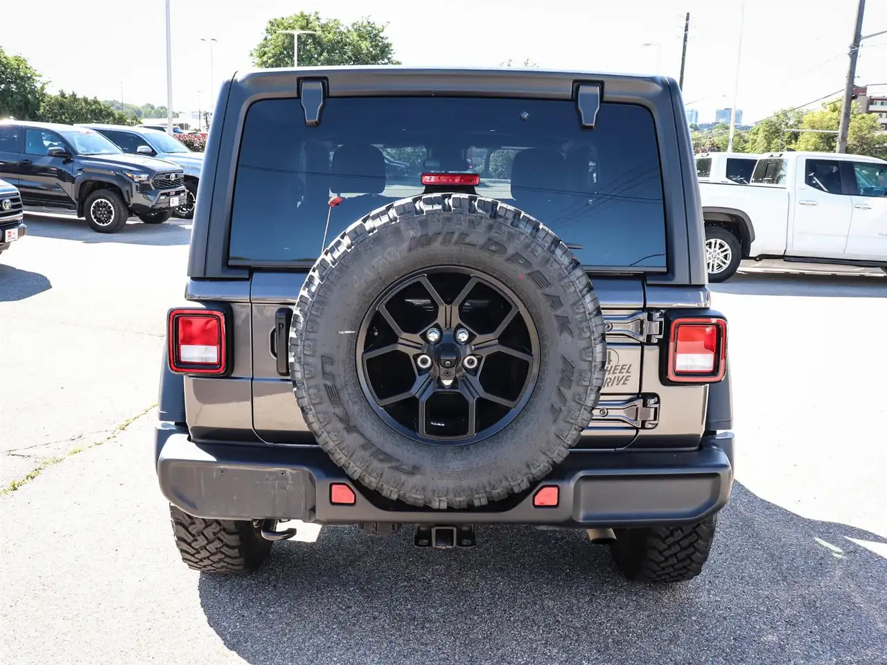 Jeep Wrangler - Image 4
