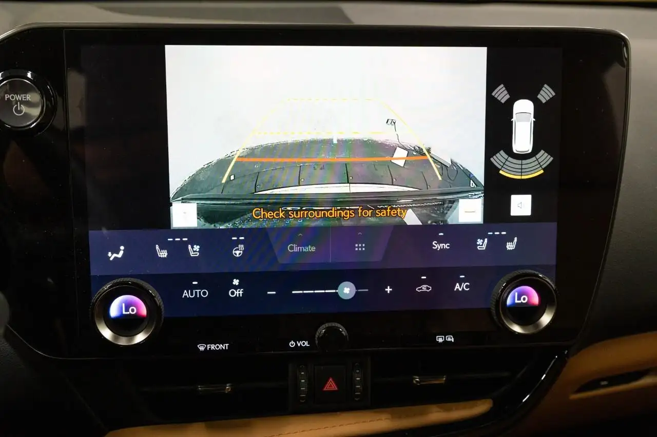 Lexus NX 350h - Image 17