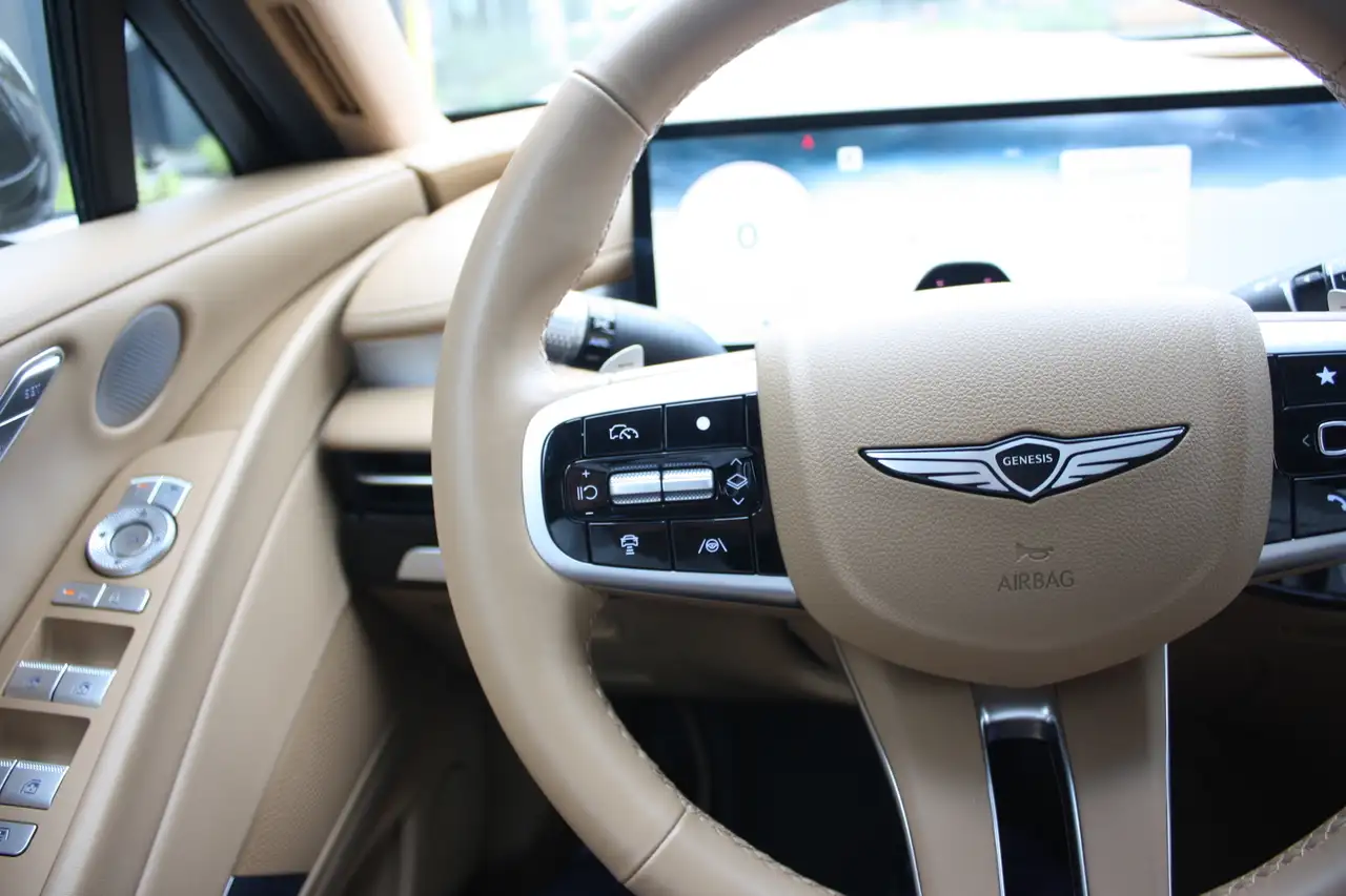 Genesis G80 - Image 16