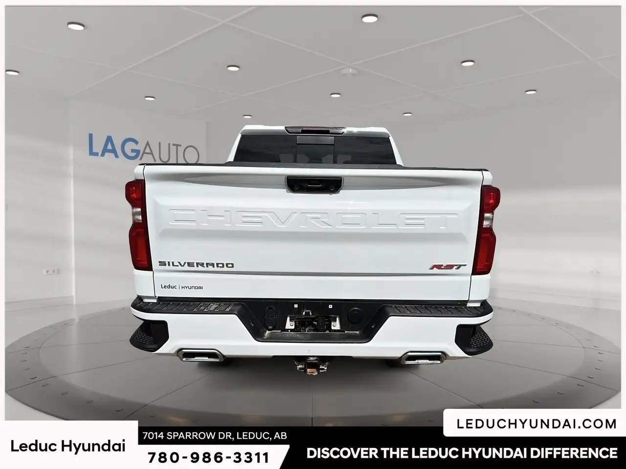 Chevrolet Silverado 1500 - Image 3