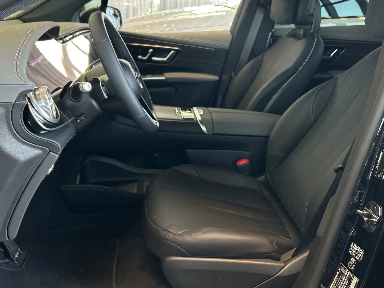 Mercedes-Benz EQS - Image 12