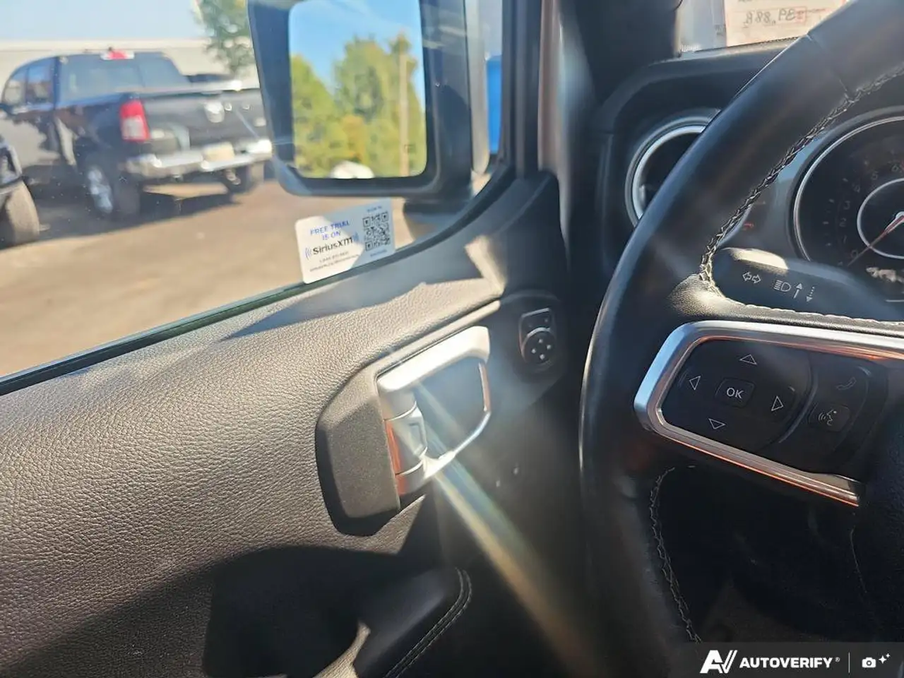 Jeep Wrangler - Image 17