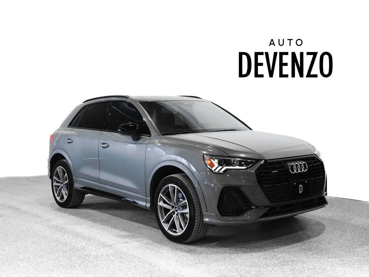 Audi Q3 - Image 1