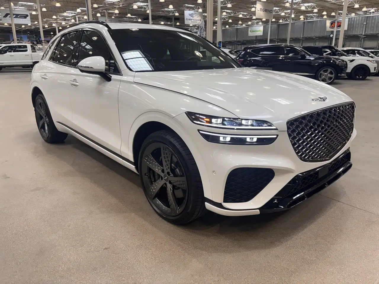 Genesis GV70 - Image 2