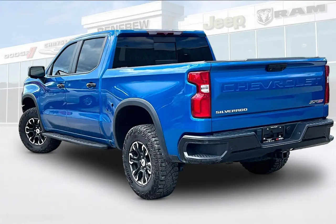 Chevrolet Silverado 1500 - Image 36