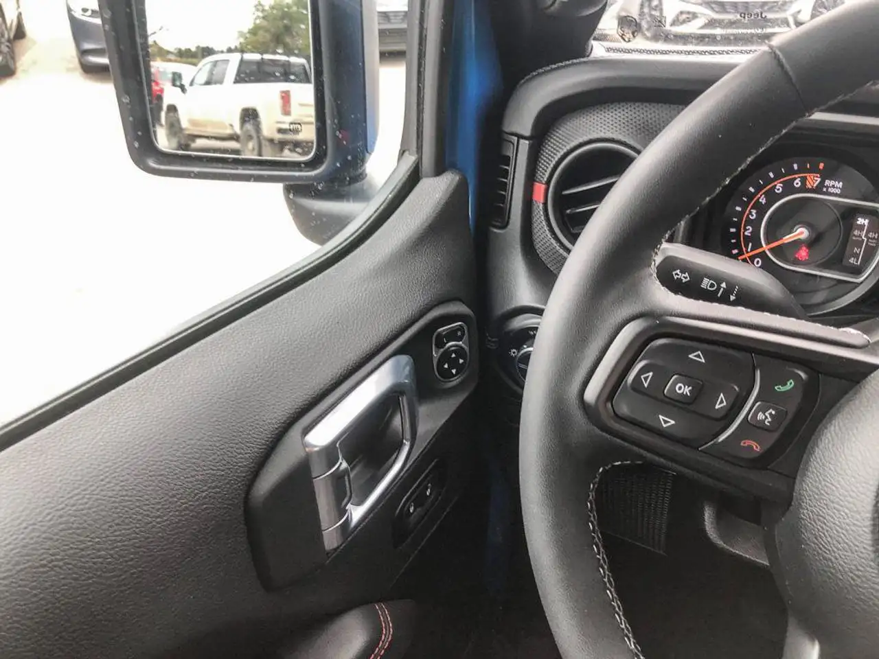 Jeep Gladiator - Image 20