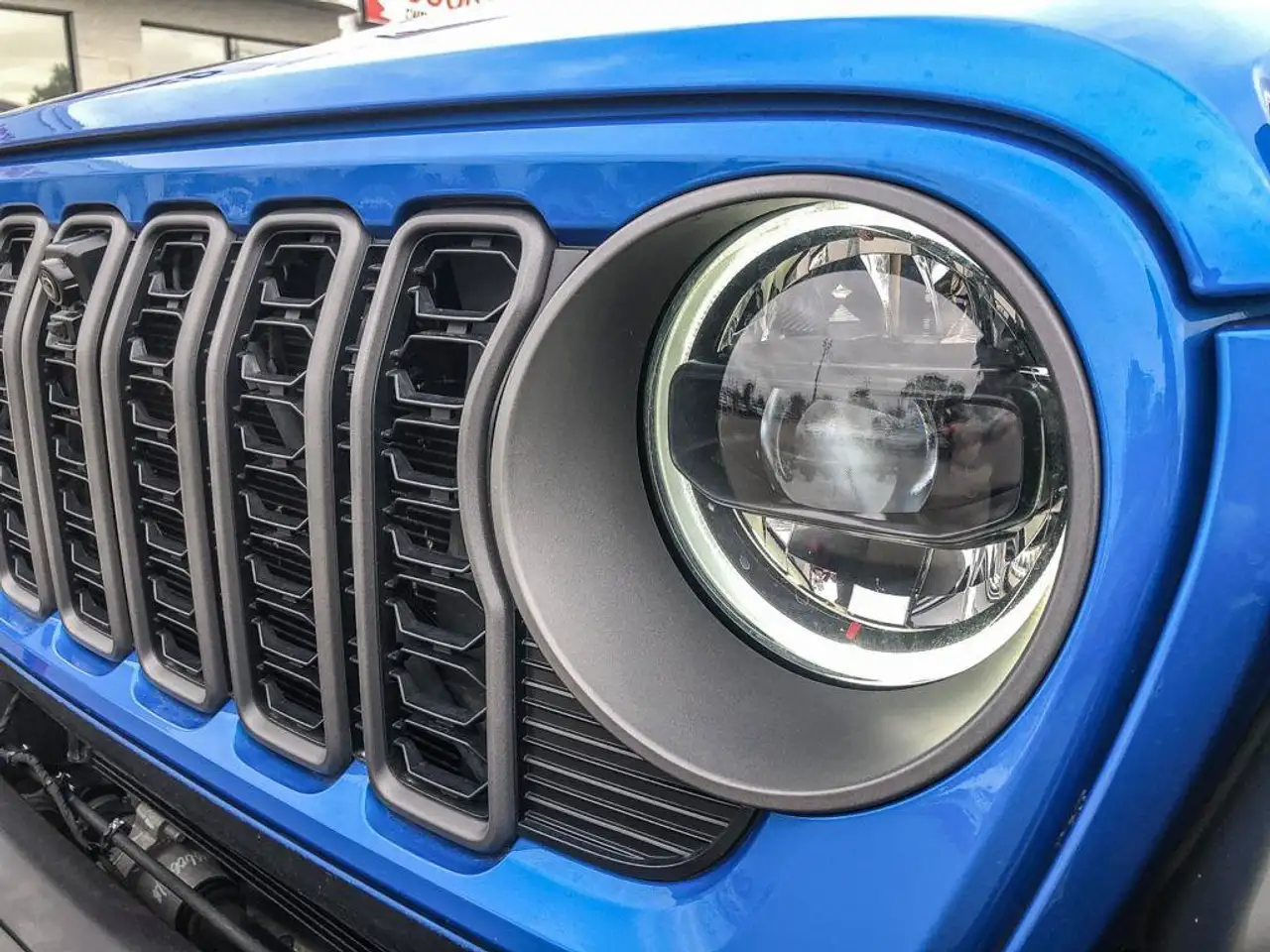 Jeep Gladiator - Image 11