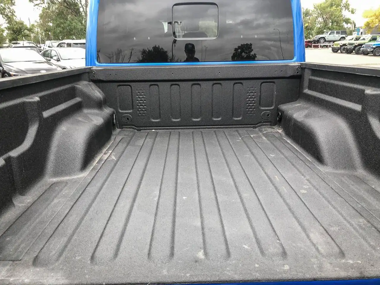 Jeep Gladiator - Image 15
