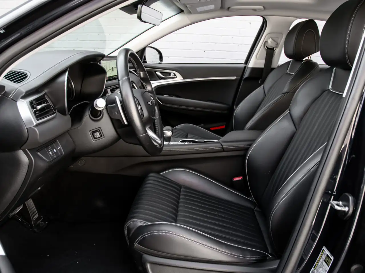 Genesis G70 - Image 8