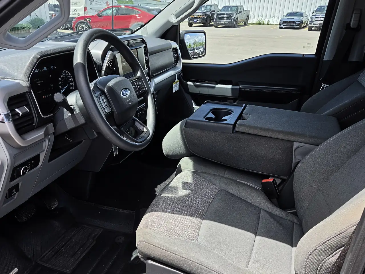 Ford F-150 - Image 11