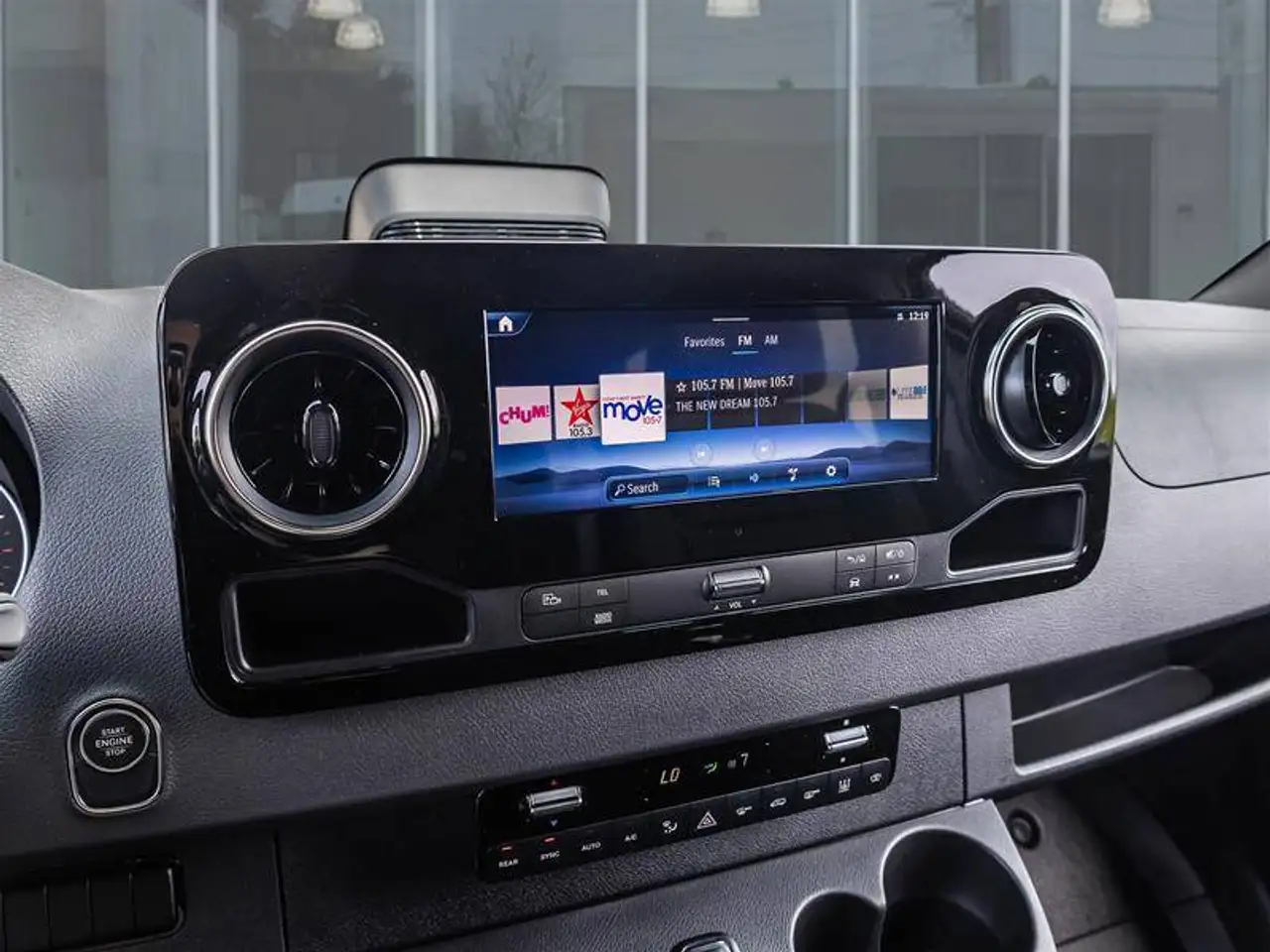 Mercedes-Benz Sprinter - Image 19