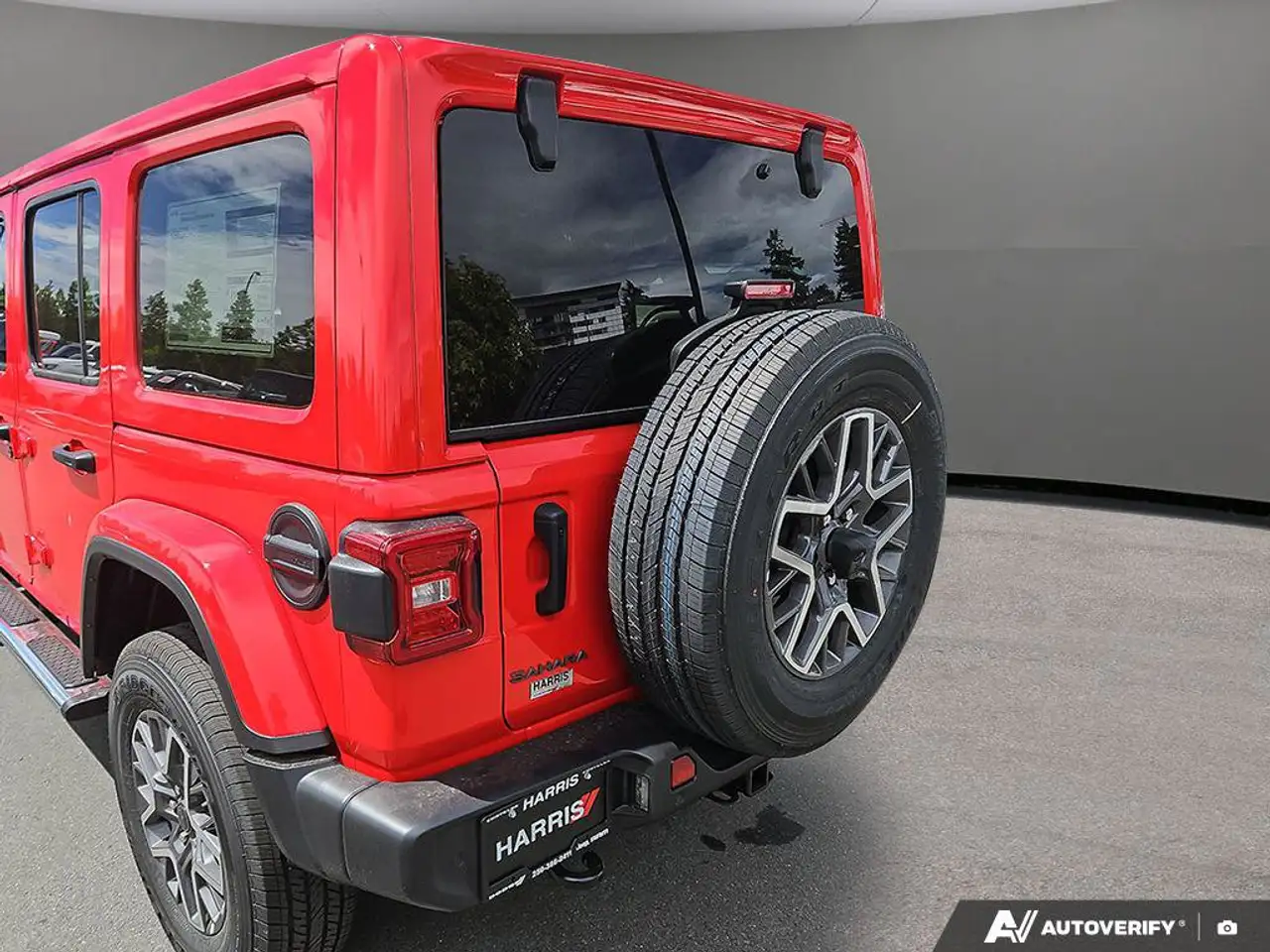 Jeep Wrangler - Image 11