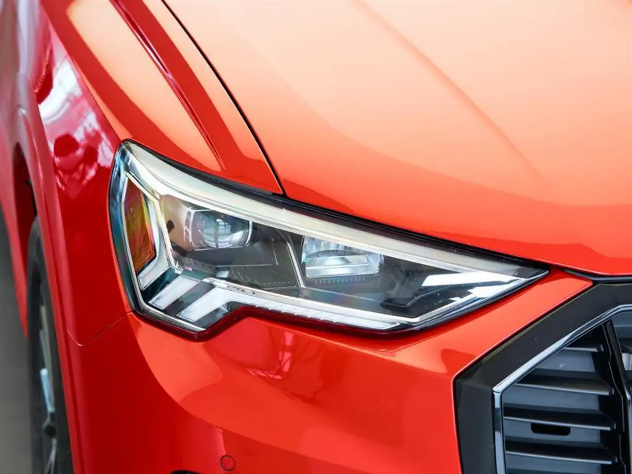 Audi Q3 - Image 11