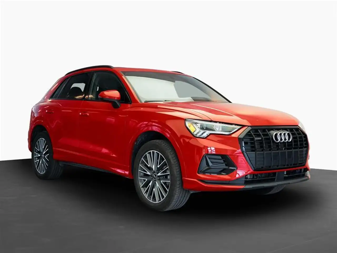 Audi Q3 - Image 1