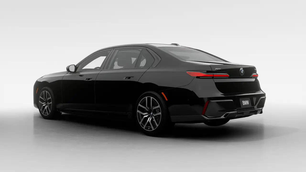 BMW 7 Series - Image 3