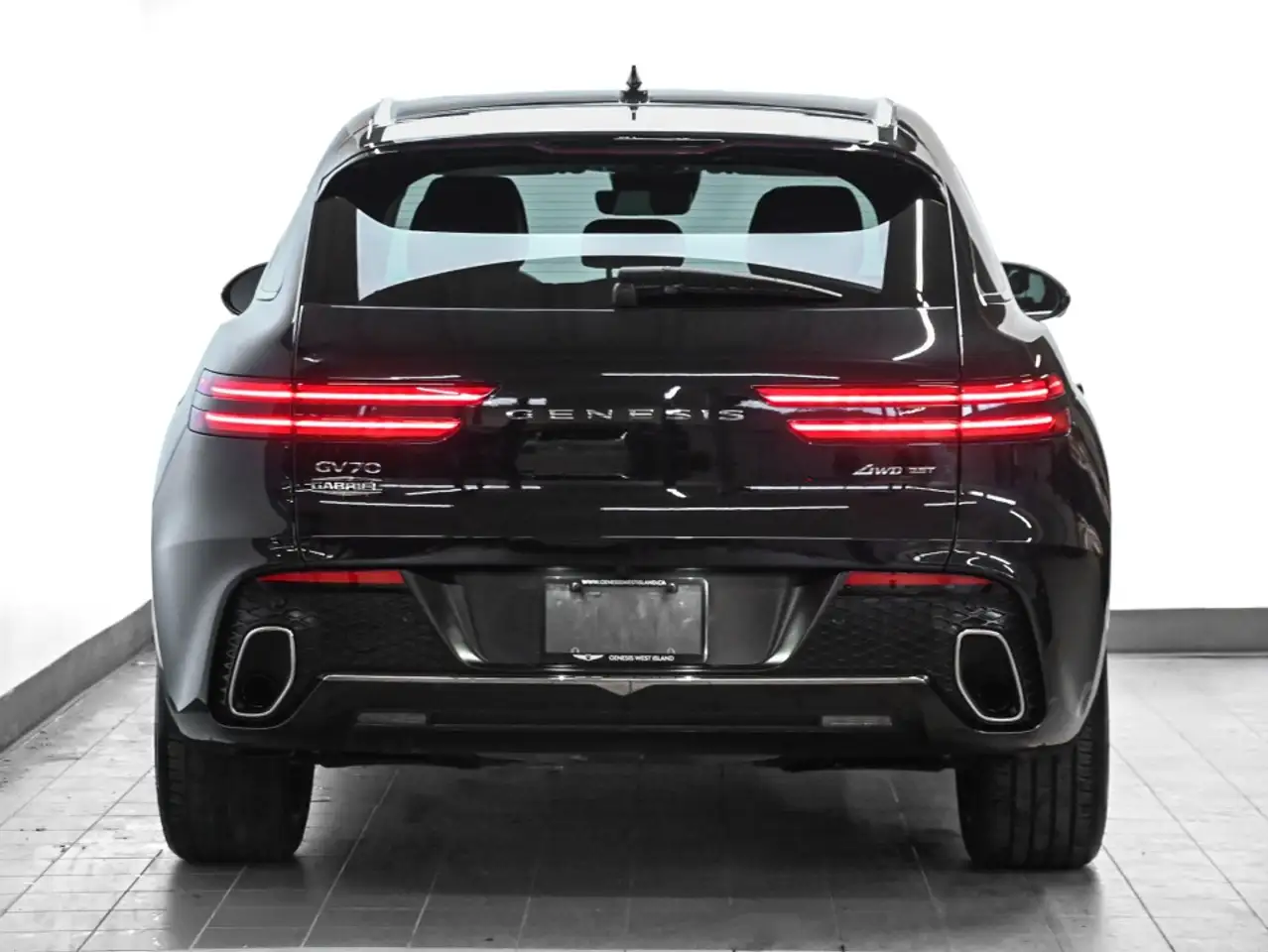 Genesis GV70 - Image 26