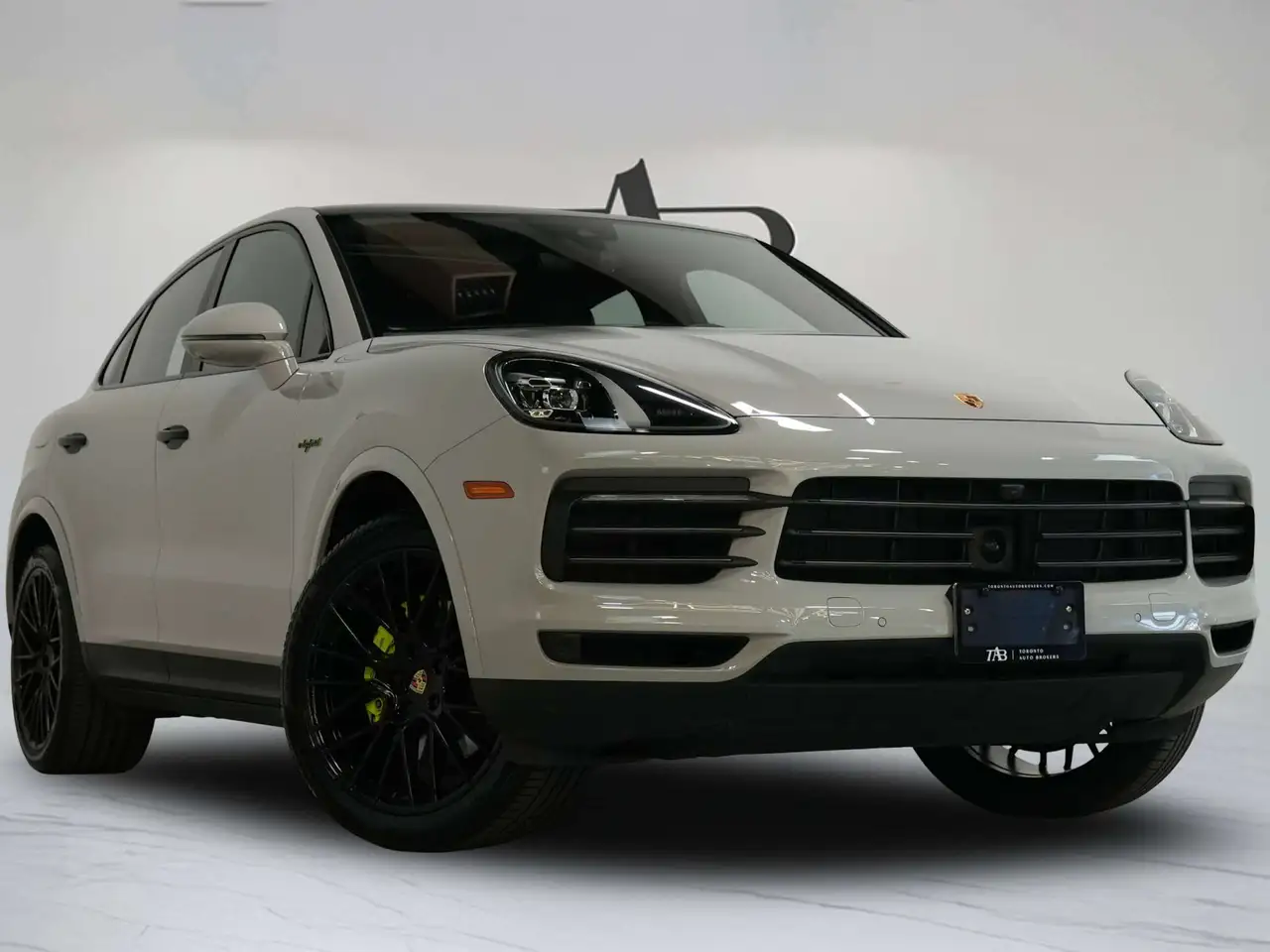 Porsche Cayenne - Image 2