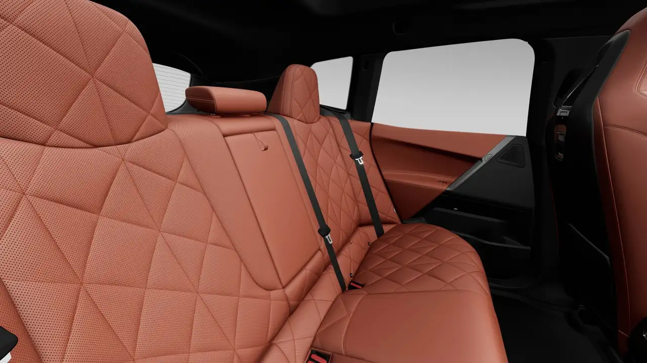 BMW iX - Image 12