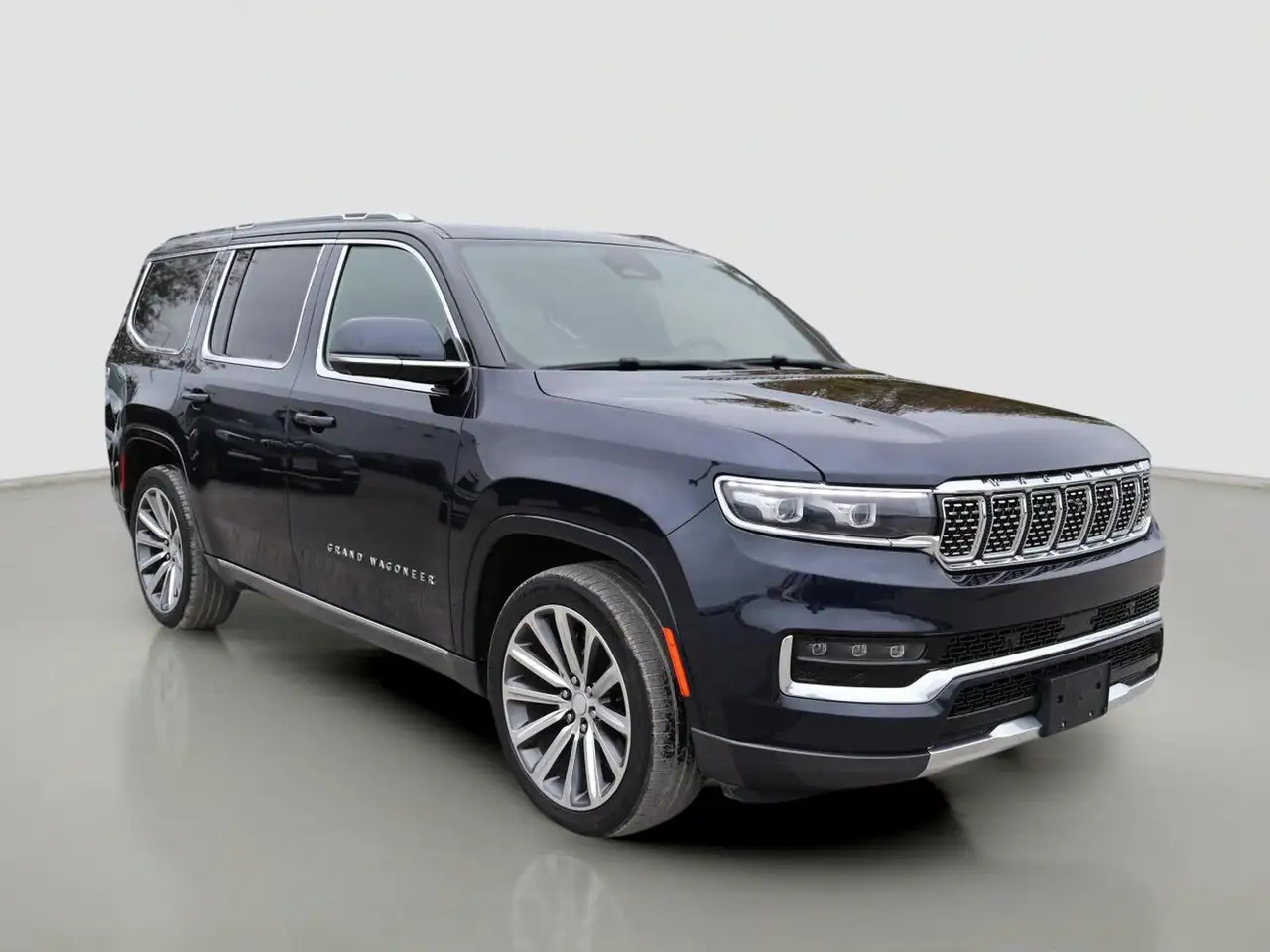 Jeep Grand Wagoneer - Image 7