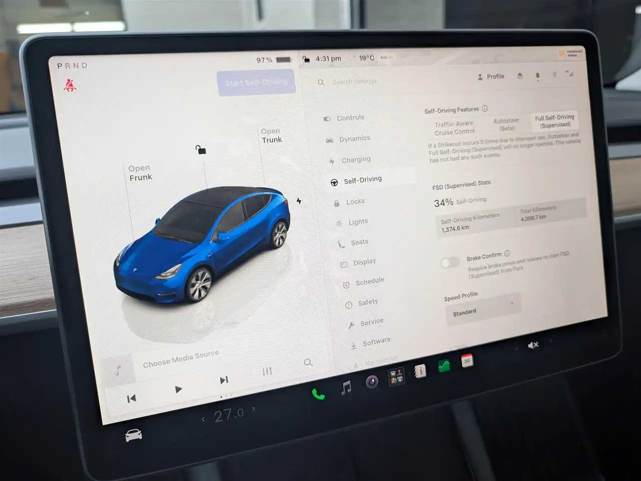 Tesla Model Y - Image 13