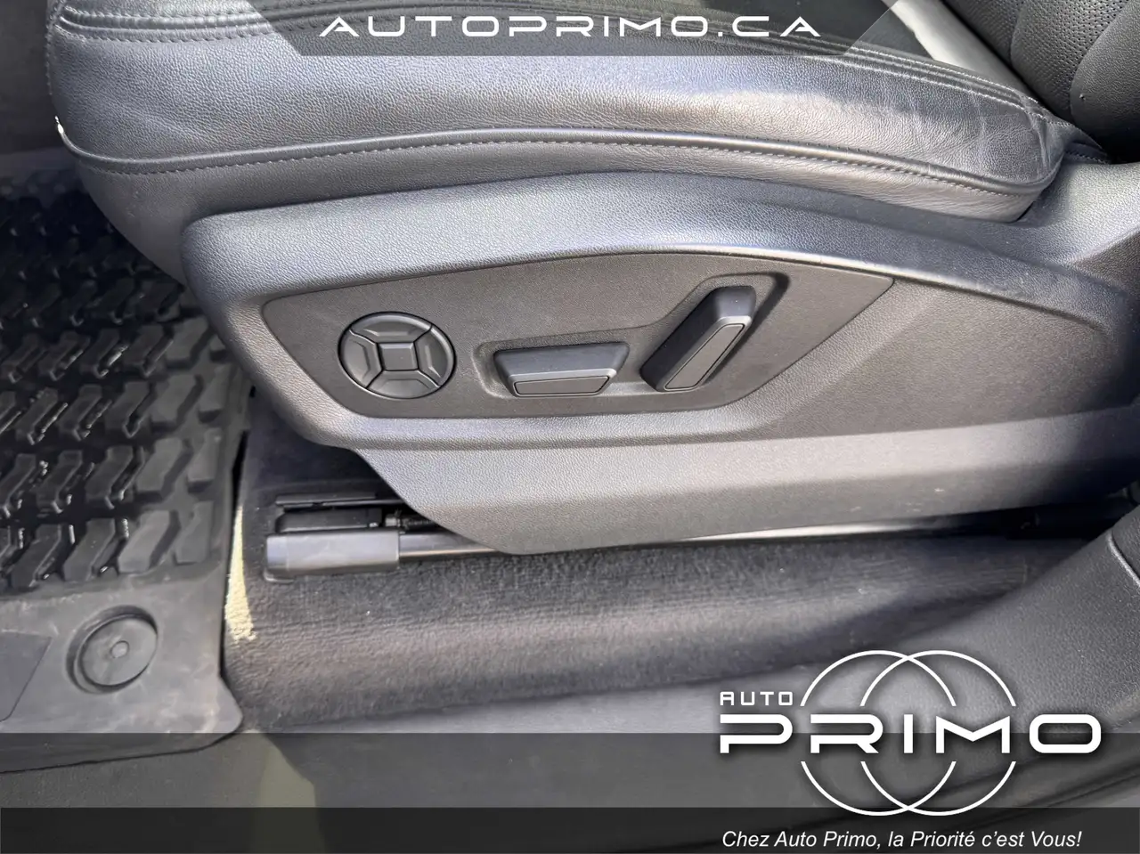 Audi Q7 - Image 14