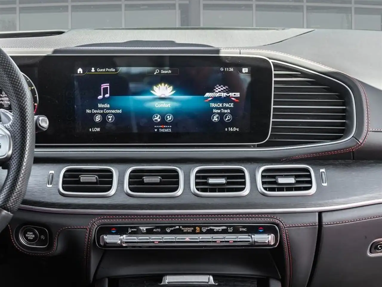 Mercedes-Benz GLE - Image 40