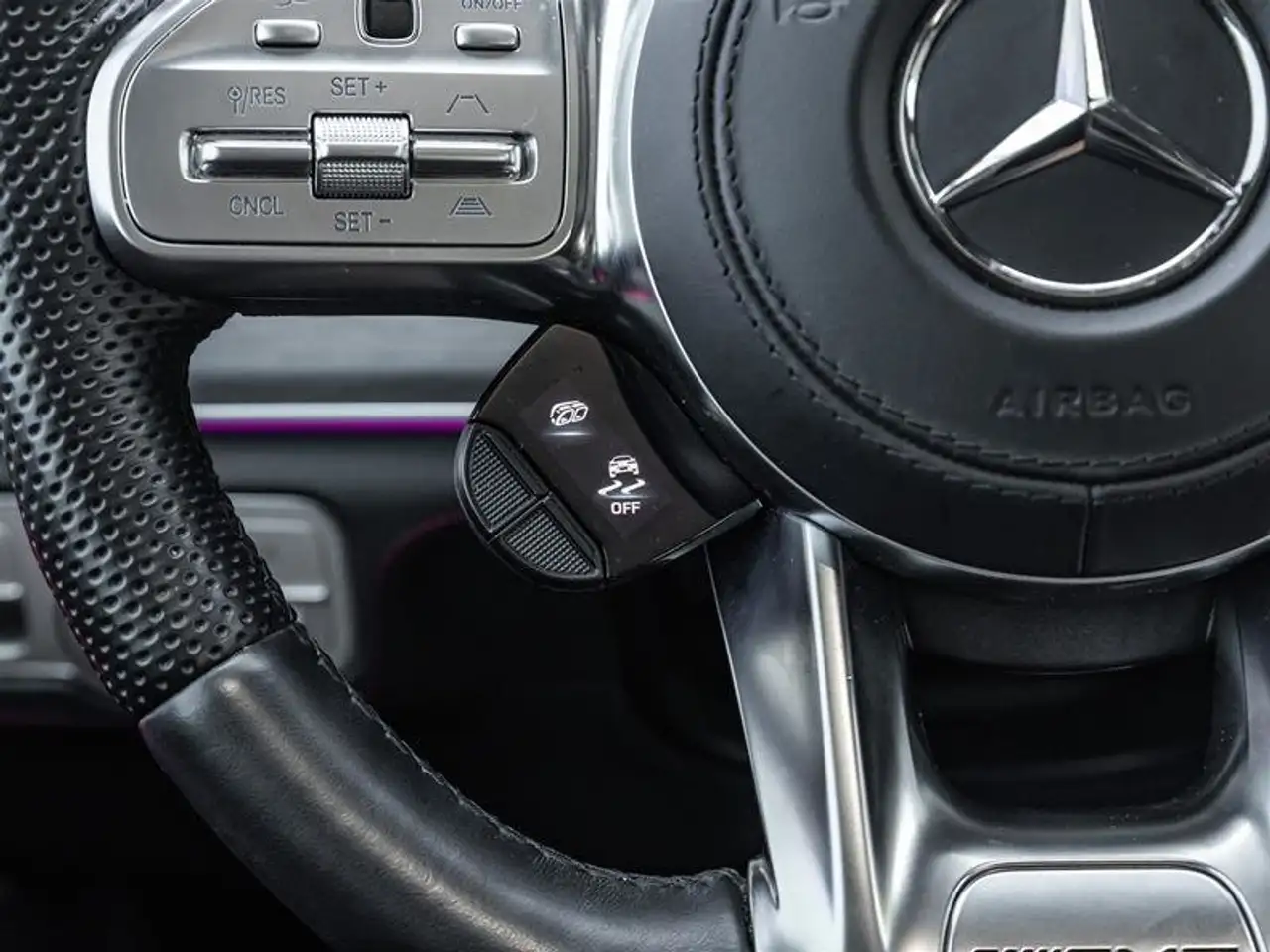 Mercedes-Benz GLE - Image 13
