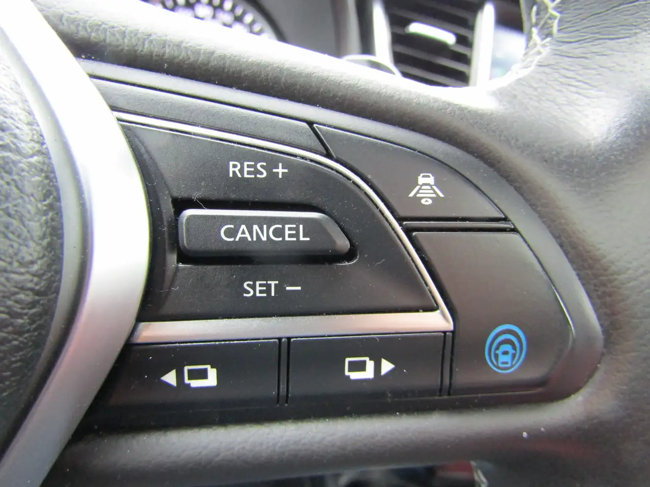 Infiniti QX50 - Image 15