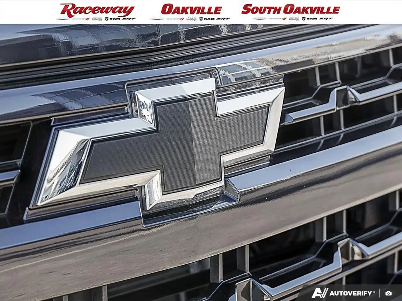 Chevrolet Silverado 1500 - Image 8