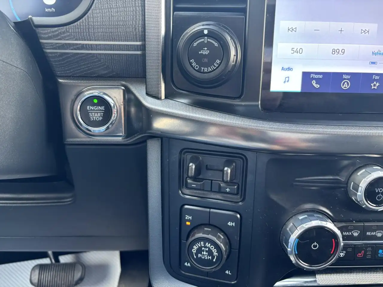 Ford F-150 - Image 17