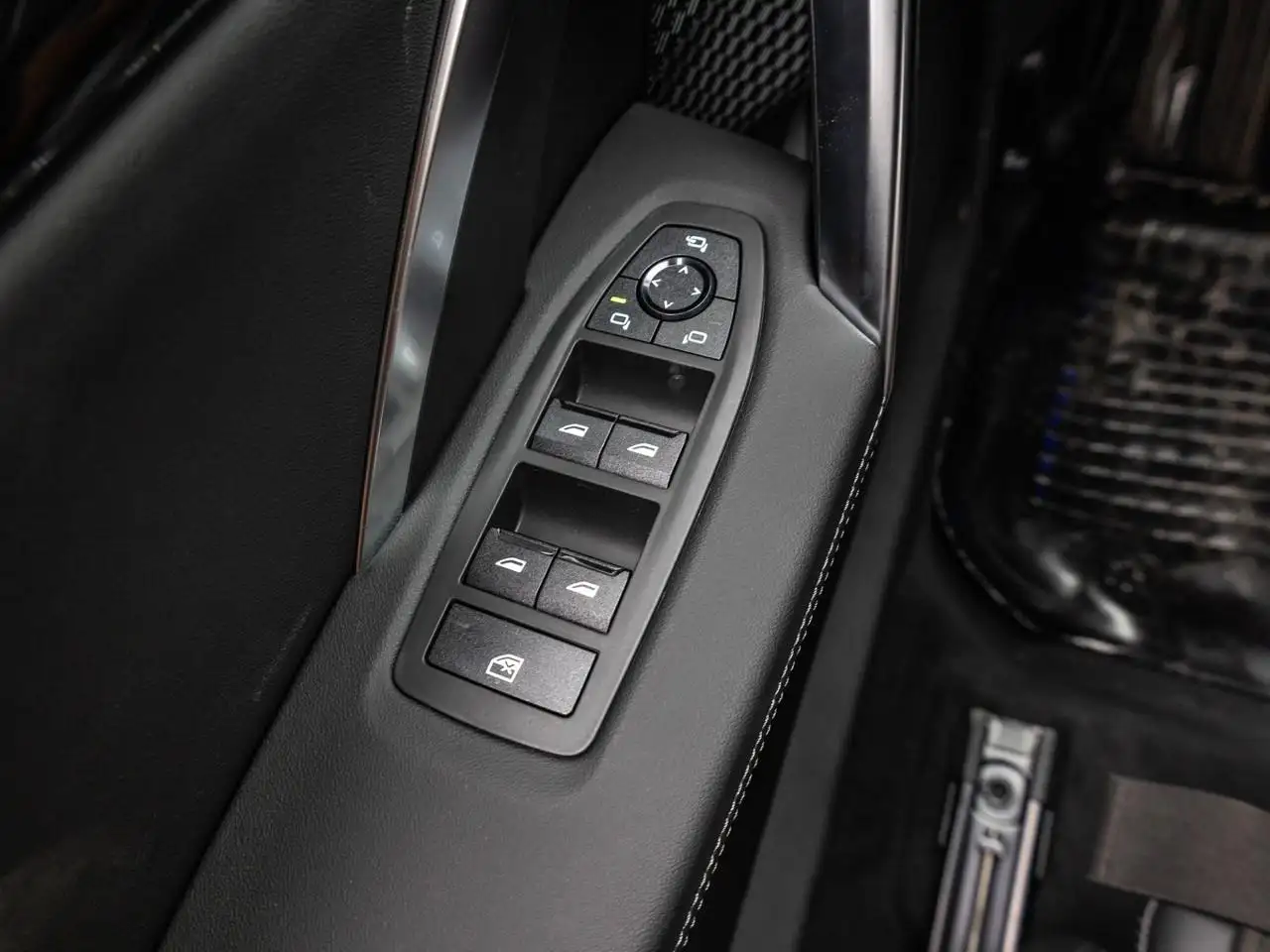 BMW X1 - Image 13