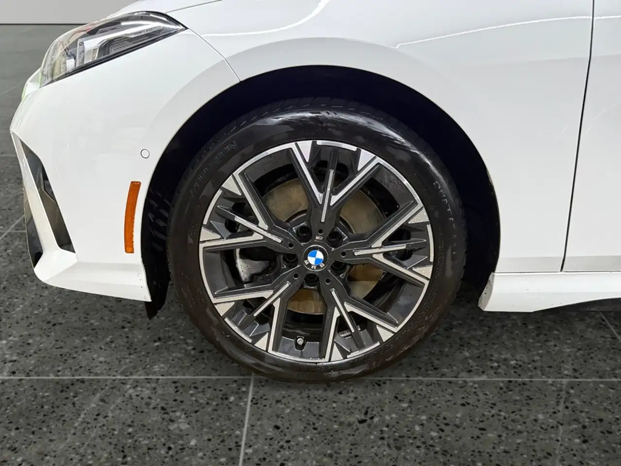 BMW 2 Series - Image 9