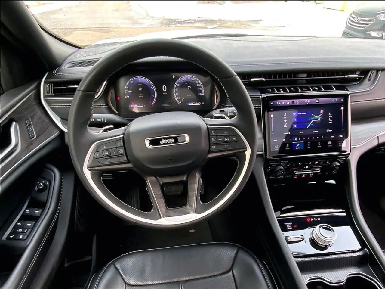 Jeep Grand Cherokee - Image 5