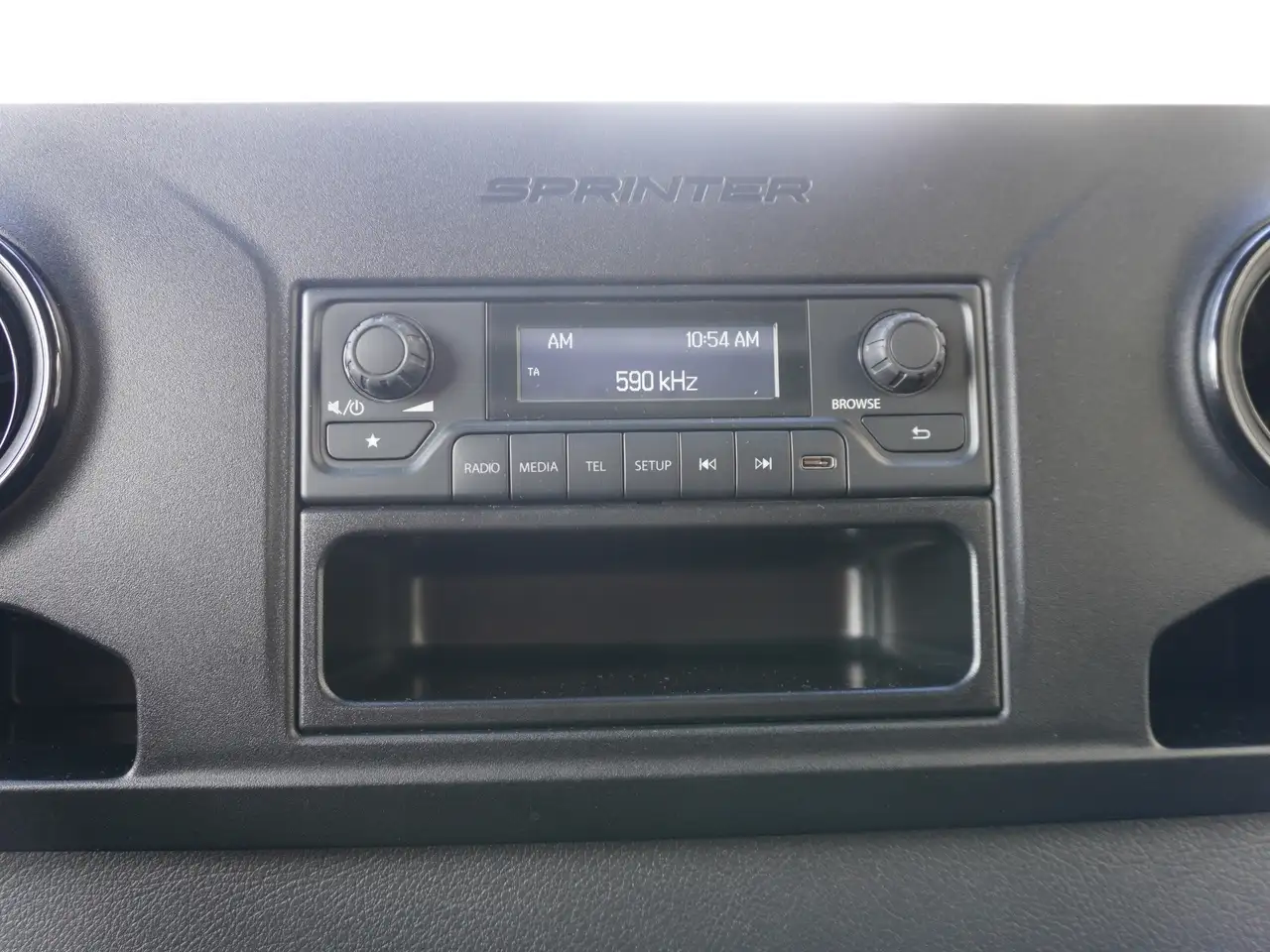 Mercedes-Benz Sprinter - Image 20