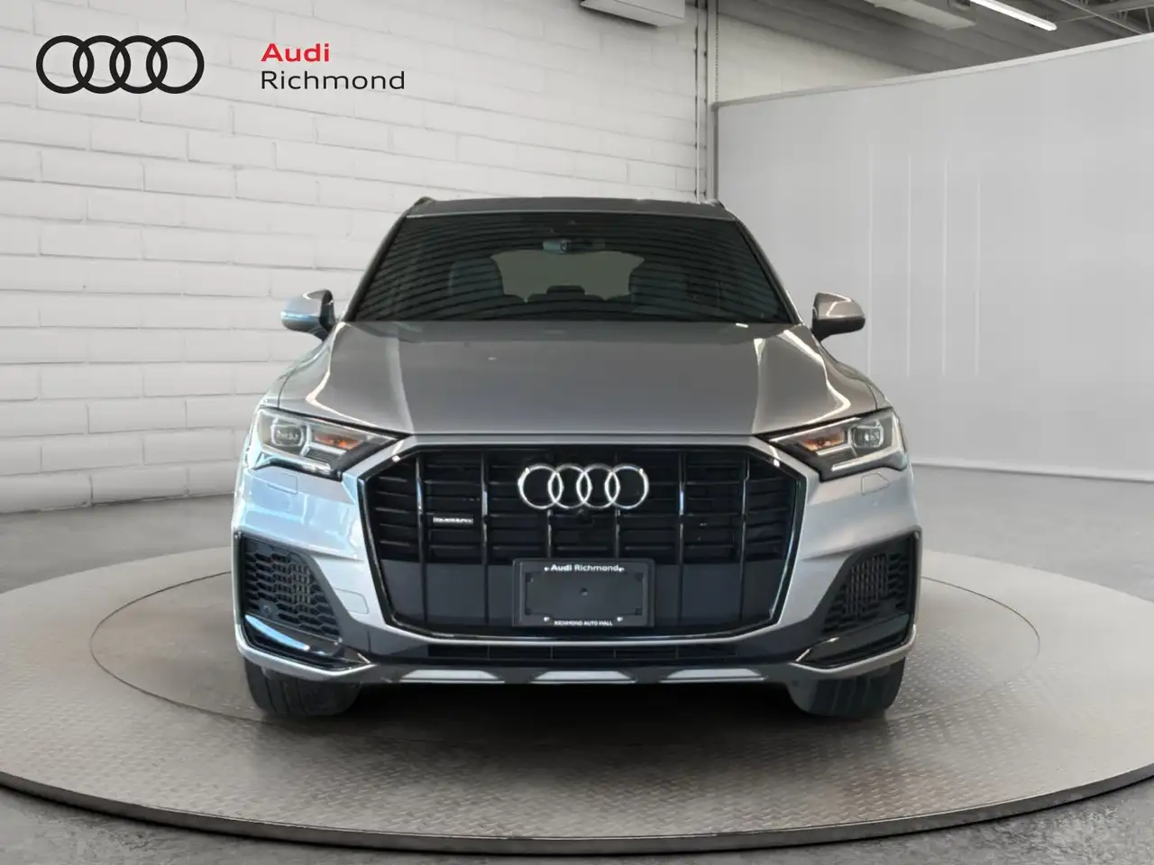 Audi Q7 - Image 8