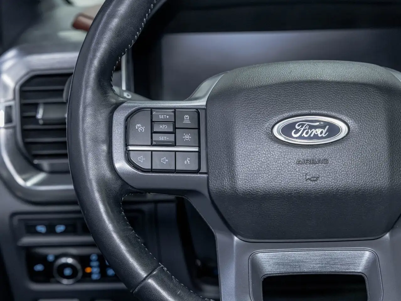 Ford F-150 - Image 16