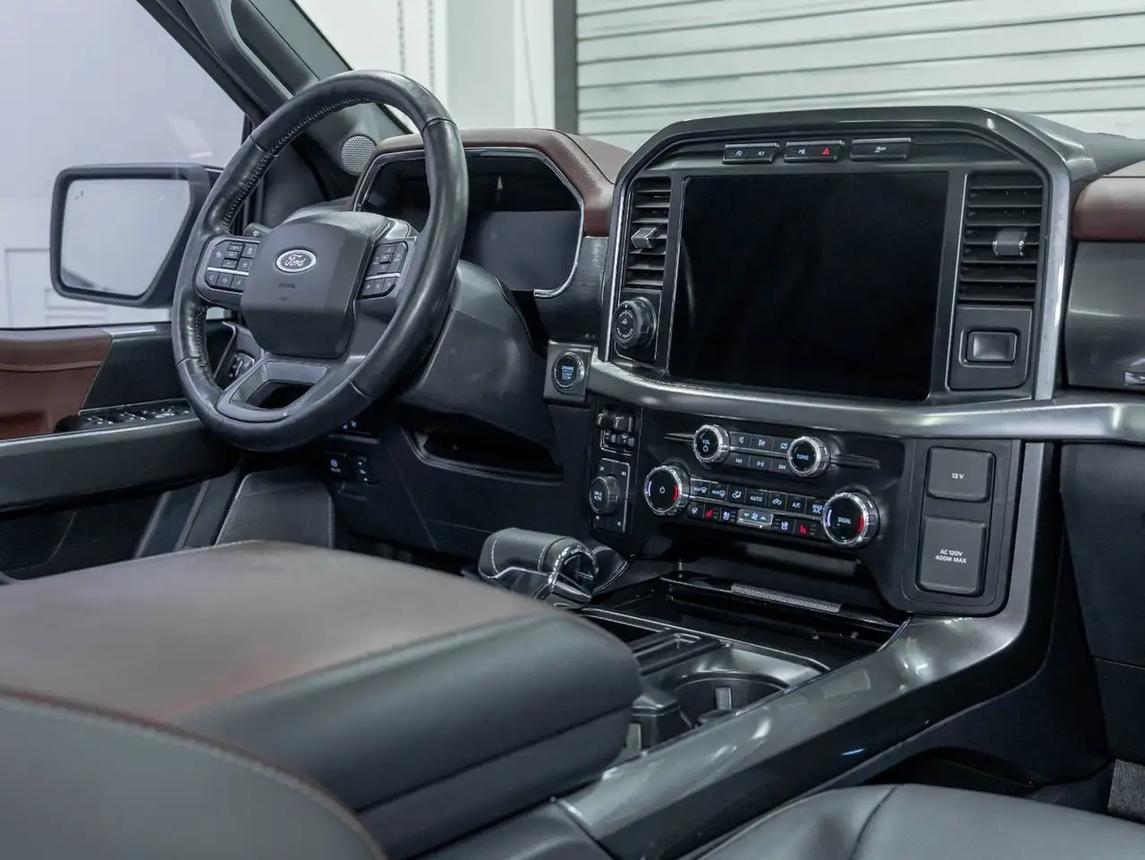 Ford F-150 - Image 31